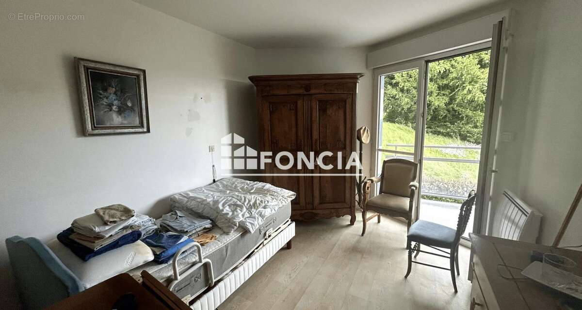 Appartement à MONT-SAINT-AIGNAN