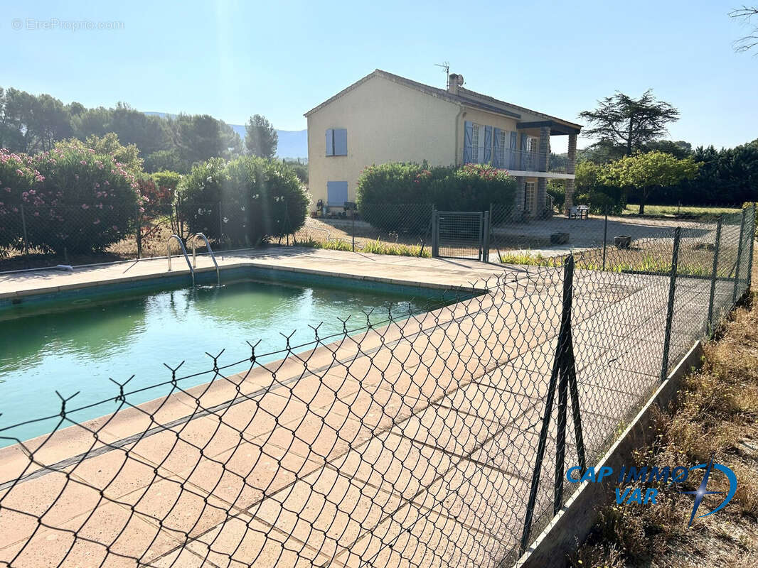 Maison 145 m² à Le Beausset  - photo 2