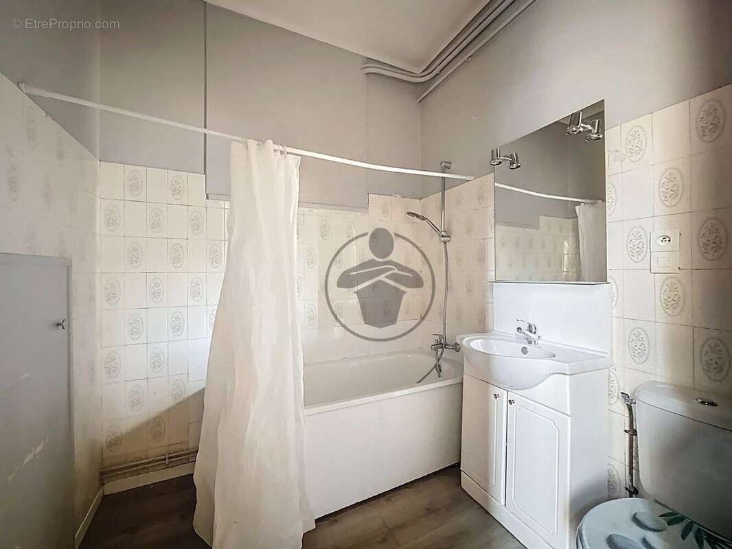 Maison à SAINT-QUENTIN