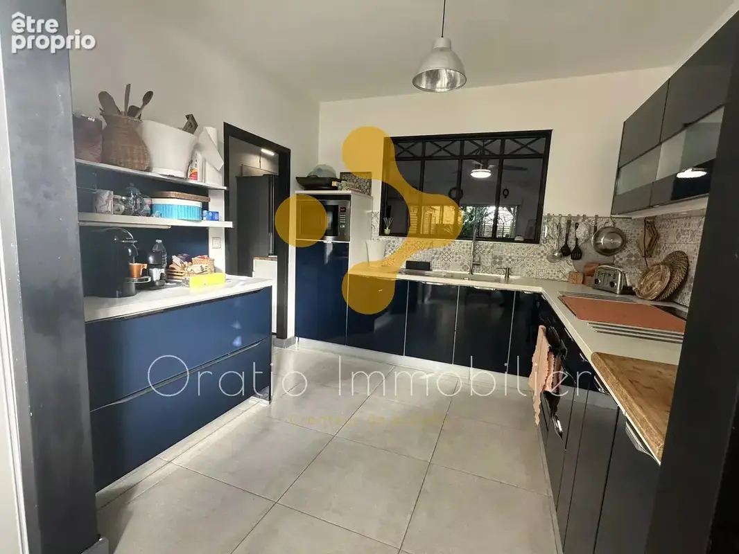 Appartement 85 m² à Saint-Paul  - photo 4