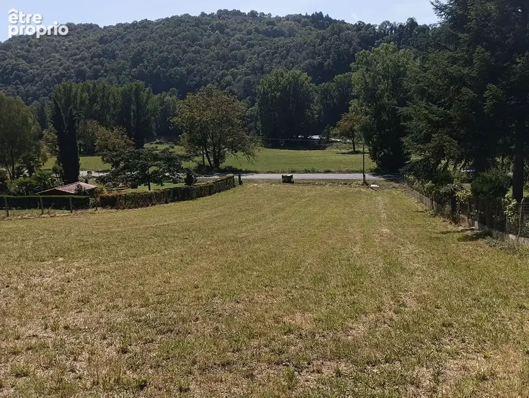 Terrain Cuzac 2001 m2 - photo 2
