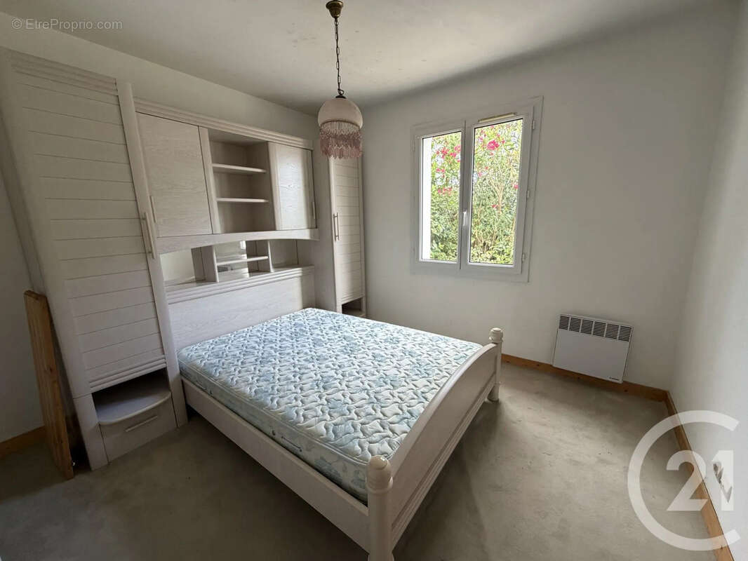 Maison 86 m² à Saint-Sulpice-De-Royan  - photo 10