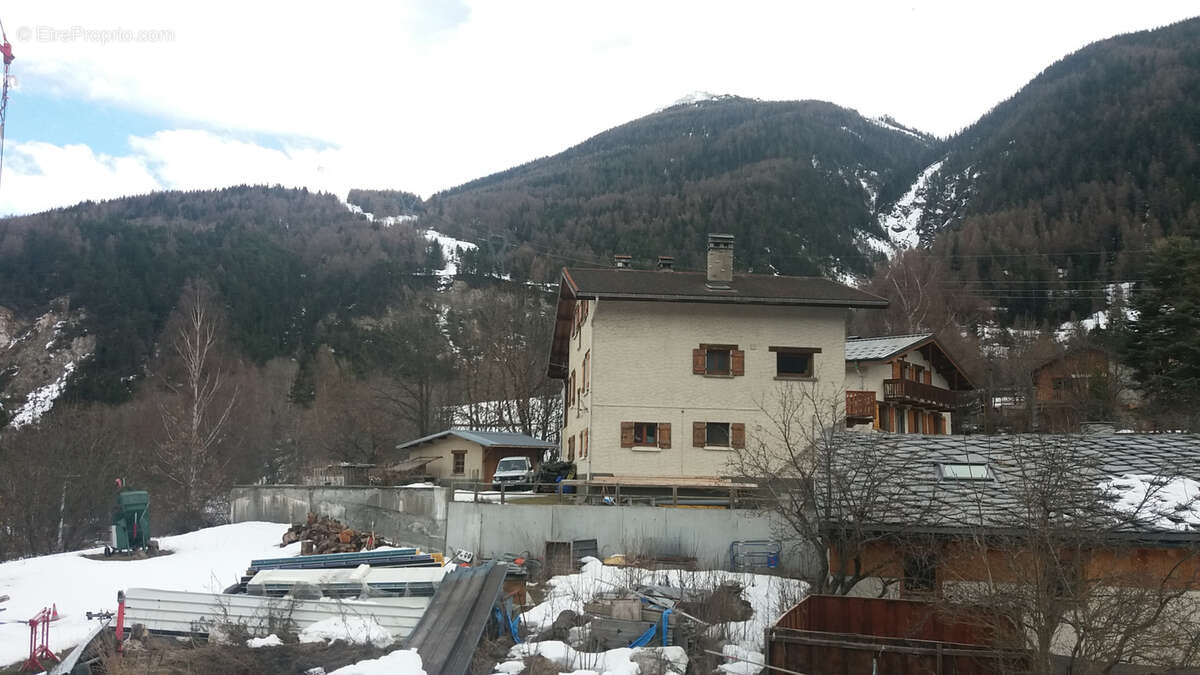 Appartement à AUSSOIS