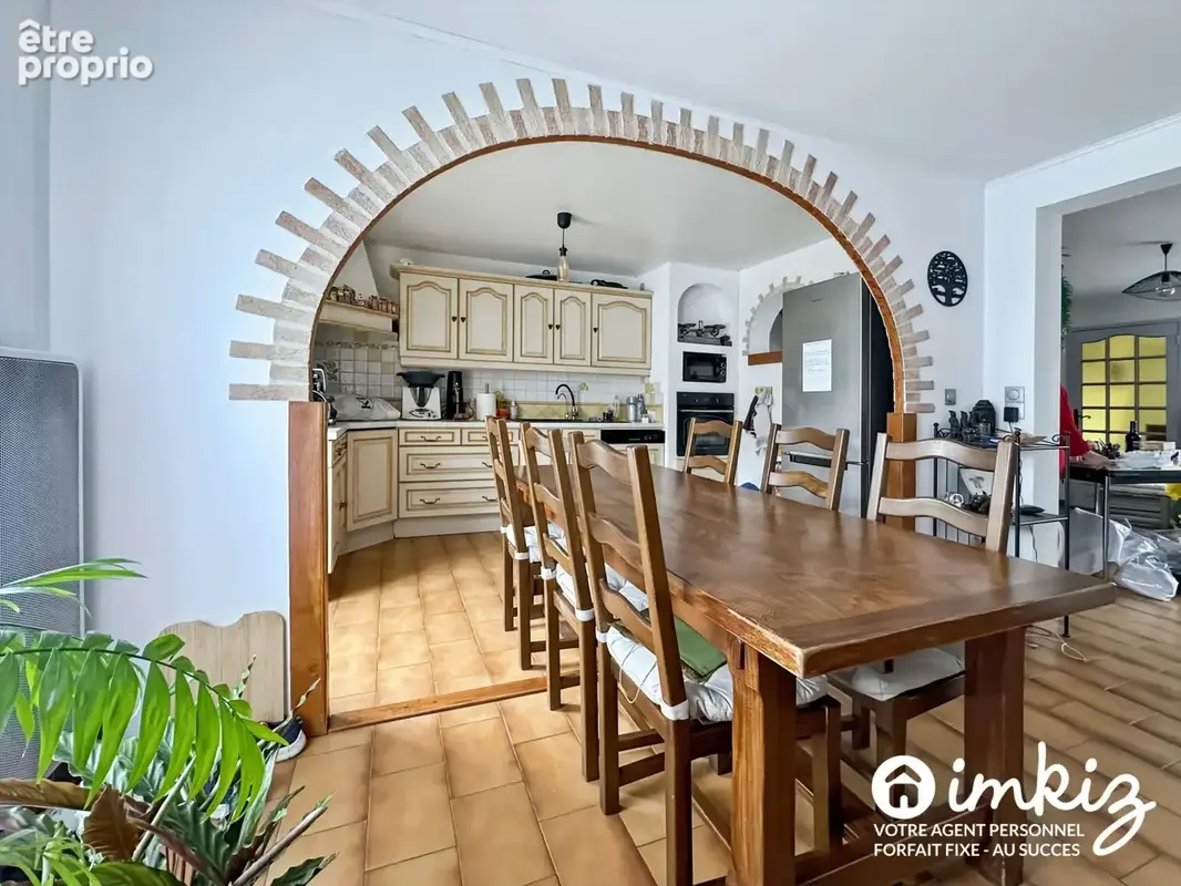 Maison familiale cle en main, DPE C, jardin et box - photo 4