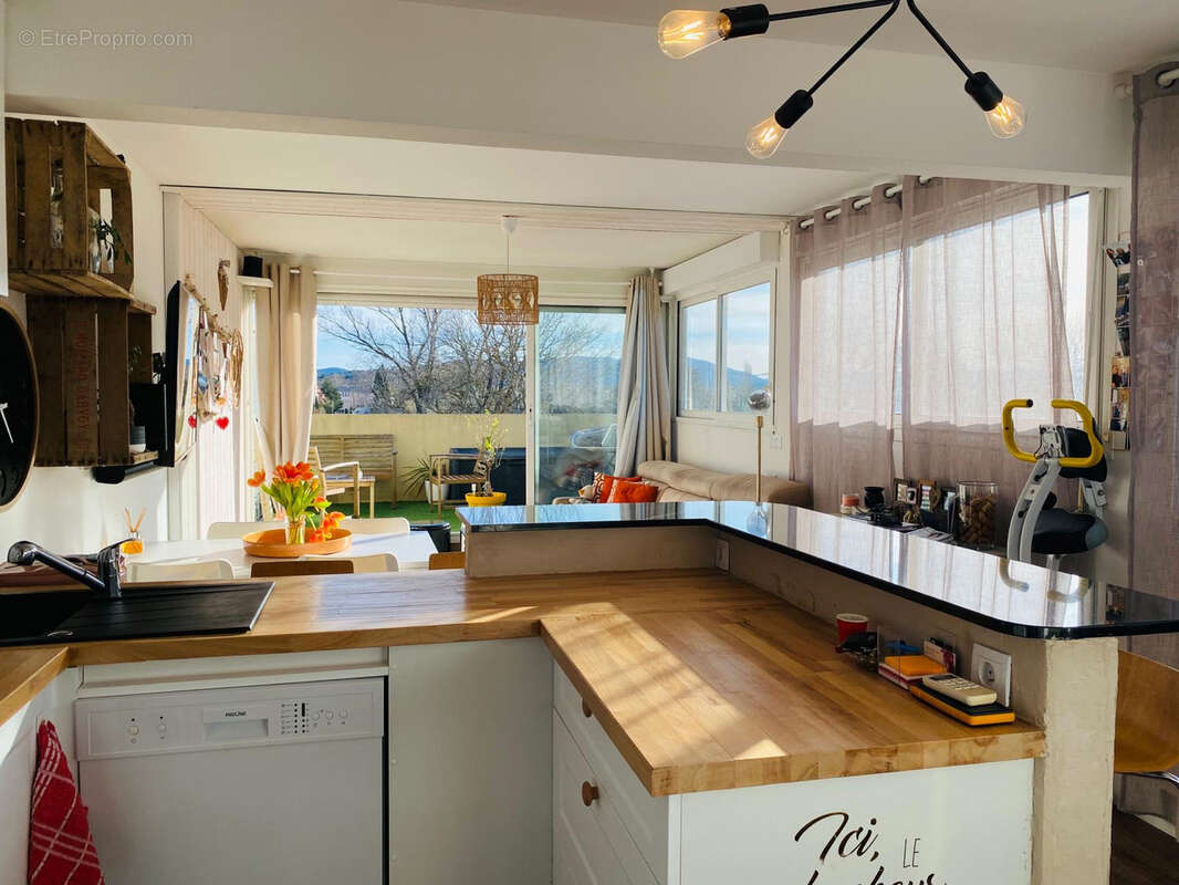 Appartement à GRIMAUD