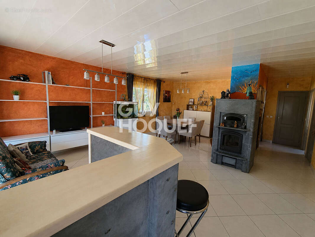 Maison à MARGERIE-CHANTAGRET