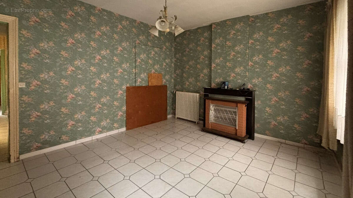Maison à CONDE-SUR-L'ESCAUT
