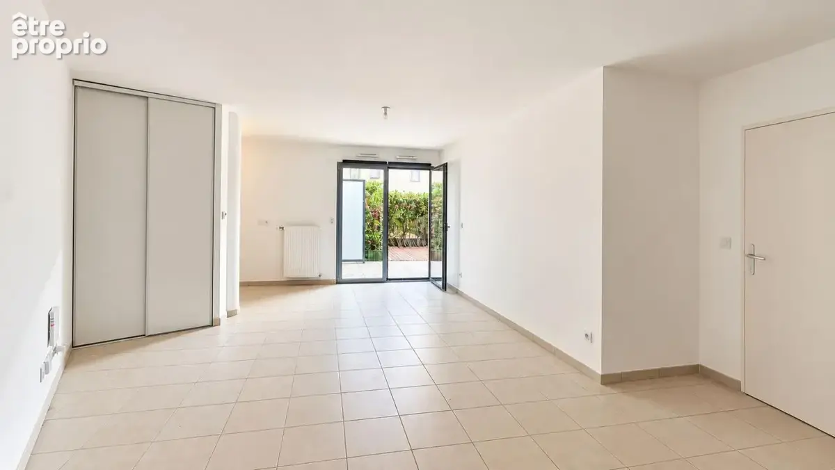 Valence centre-ville – appartement t3 avec jardin et garage - photo 2