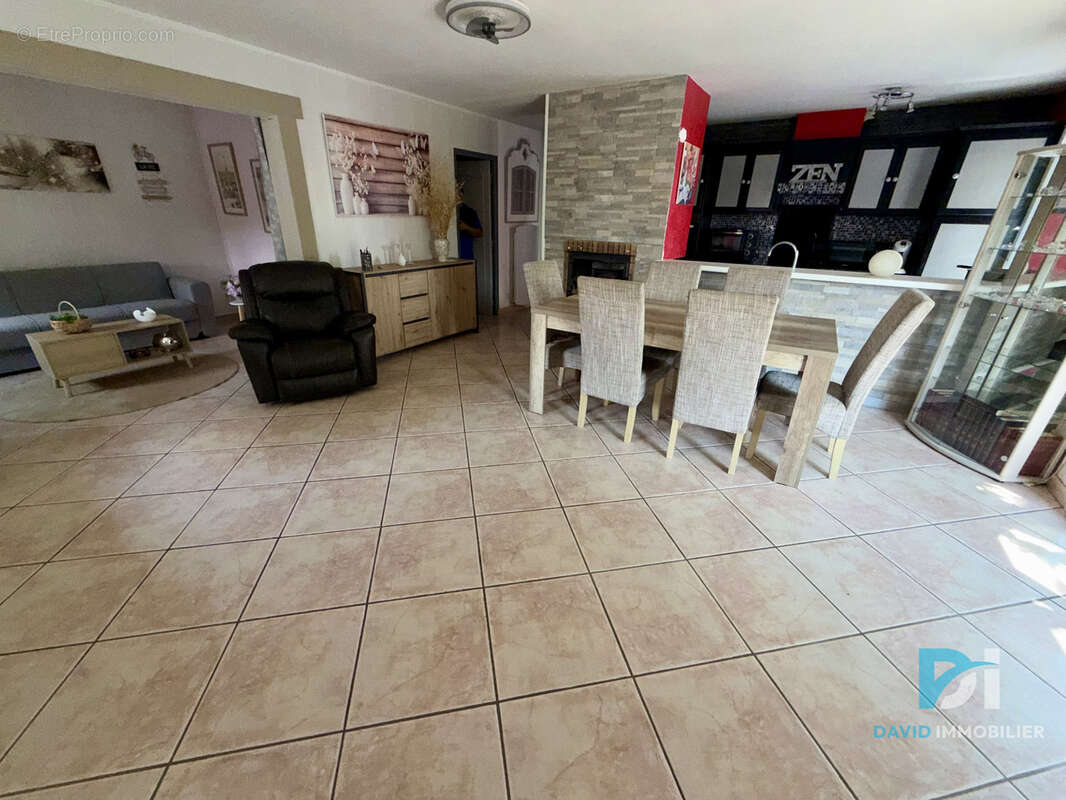 BEZIERS, Villa plain-pied sur 250m2 de terrain. - photo 7