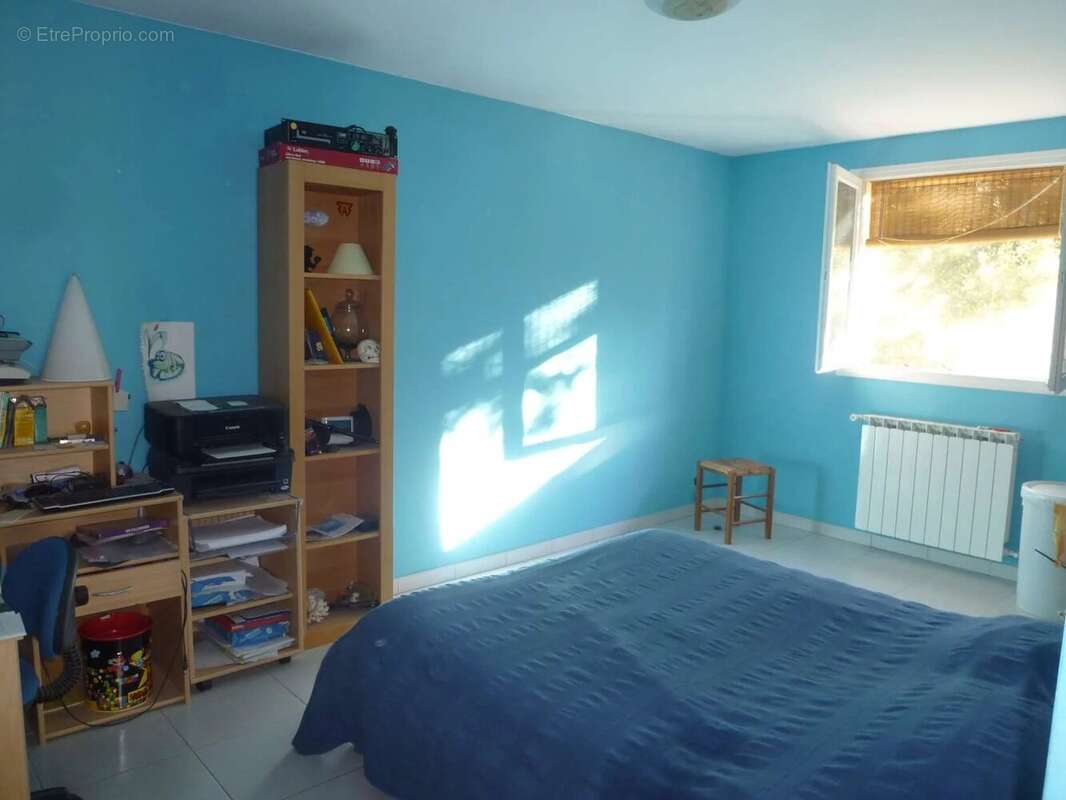 Maison à PUGET-THENIERS