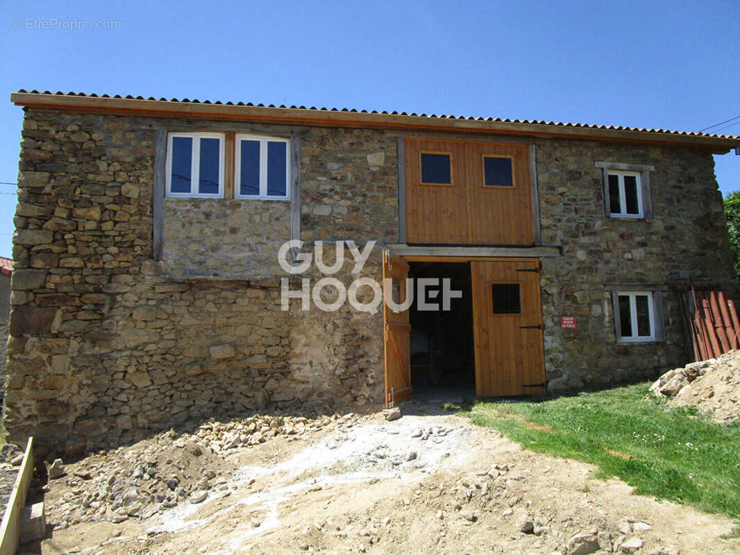 Grange en partie rénovée - photo 2