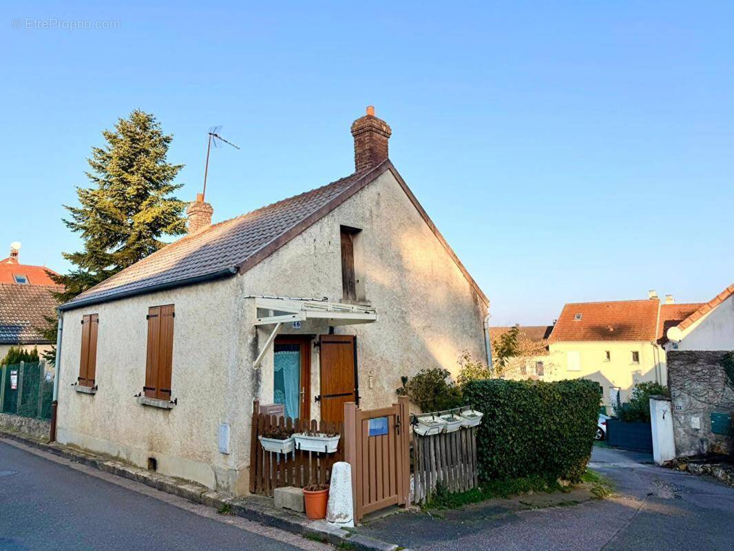 Maison à BAZEMONT