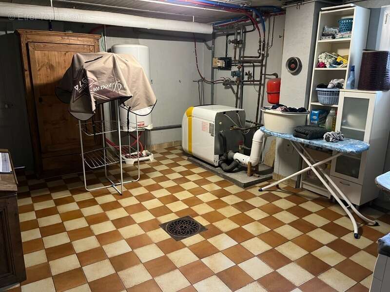 Maison à ROSIERES-AUX-SALINES