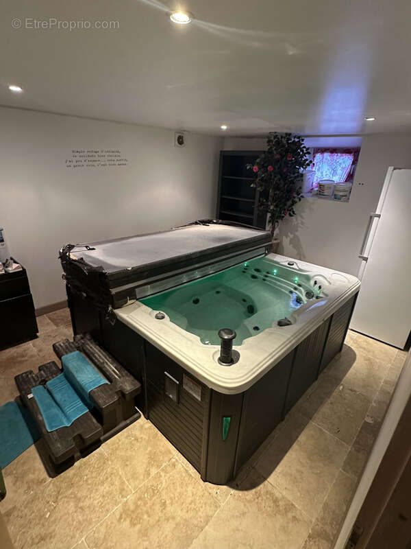 Maison à LE MEE-SUR-SEINE