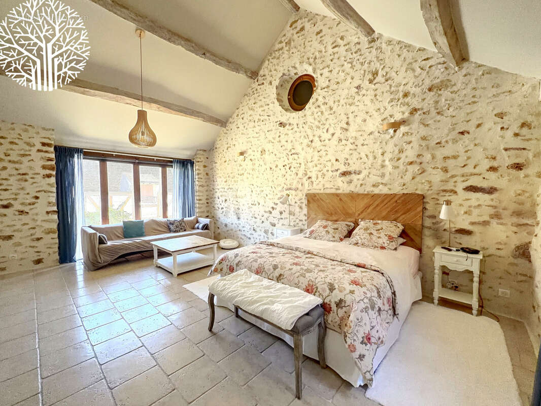 Maison de caractère rénovée avec piscine - photo 13