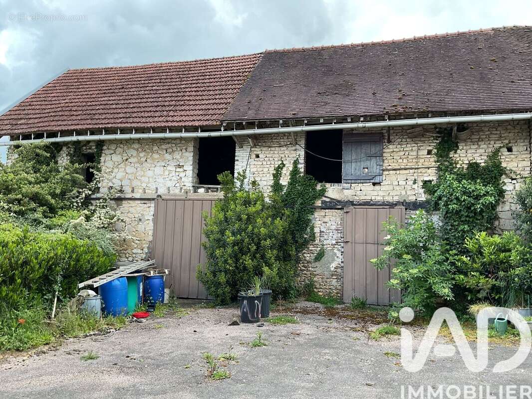 Maison 110 m² à Sormery  - photo 9