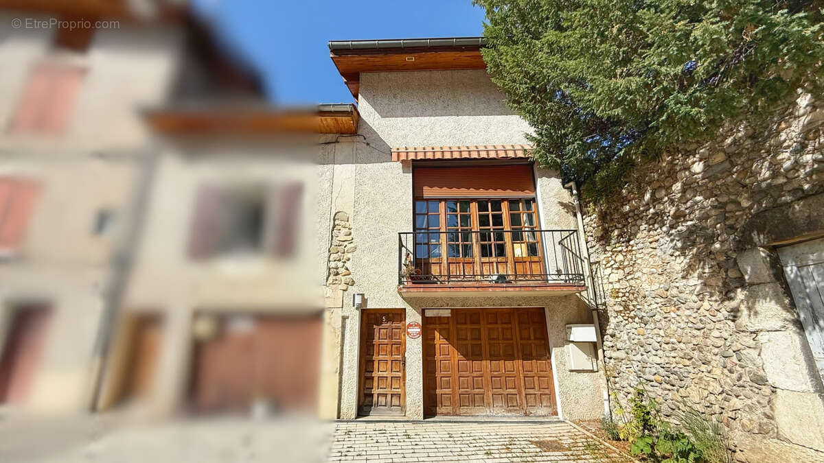 Maison à TULLINS