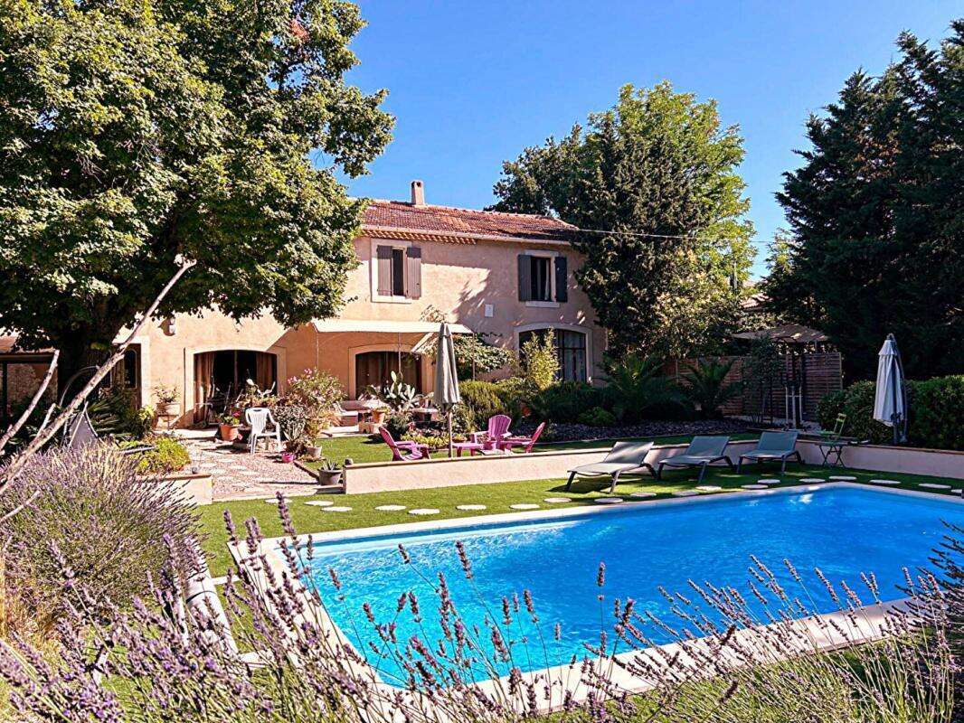 Mas provençal de 281 m² avec piscine, dépendance et parc sans vis-à-vis - photo 3