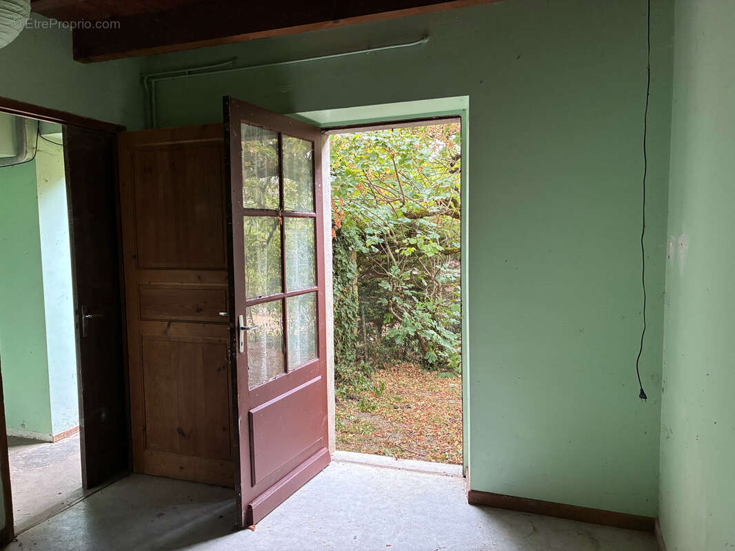 Maison à CASTELNAU-MONTRATIER