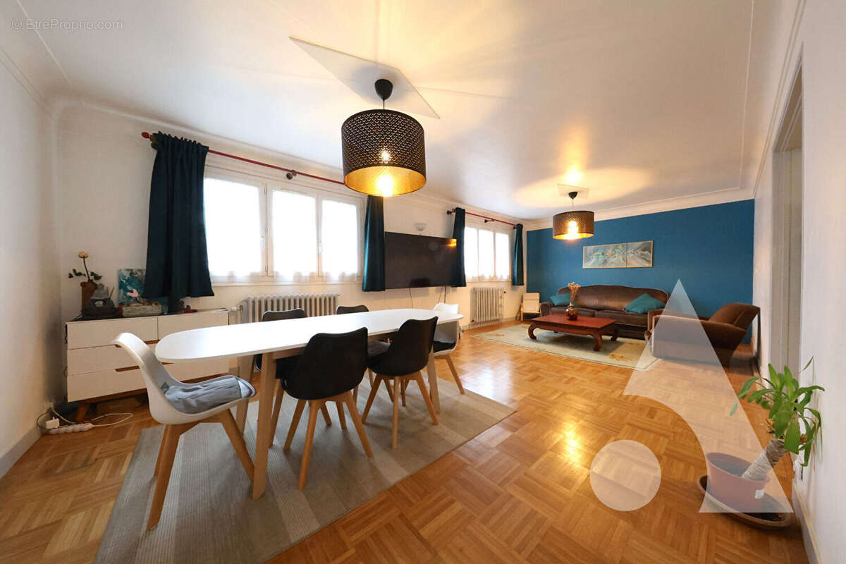 Maison à CORBEIL-ESSONNES