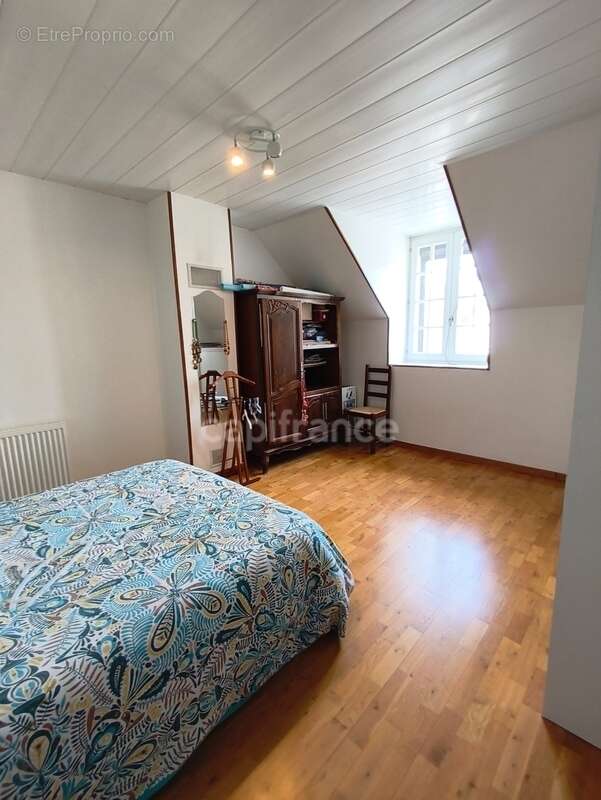 Maison familiale de 140 m² avec jardin clos – 5 chambres – Broyes (51120), à proximité de Sézanne - photo 13