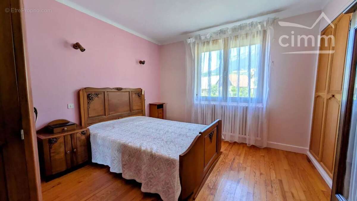 Maison à SAINT-PIERRE-DE-CHARTREUSE