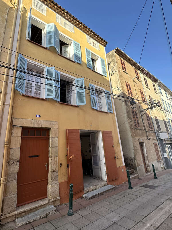 Maison à PIERREFEU-DU-VAR