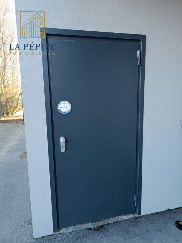 Commerce à DOUCHY-LES-MINES