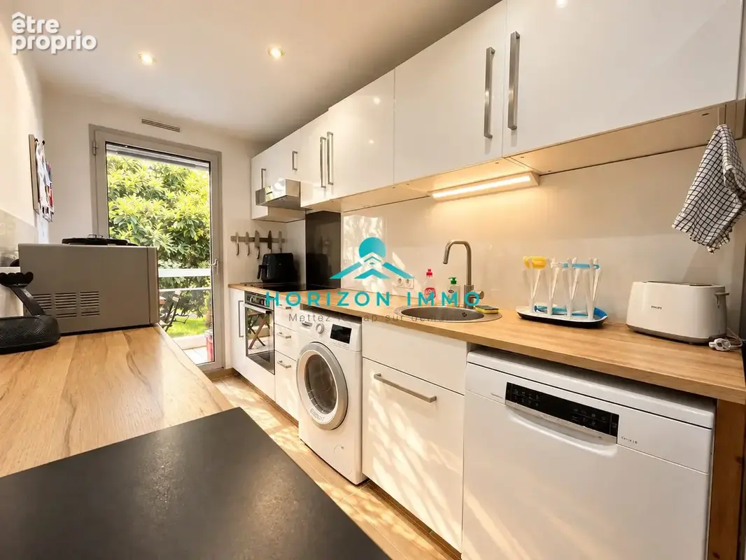 Appartement 4 pièces 82 m² à vendre à Saint-Laurent-Du-Var (06700) - photo 5