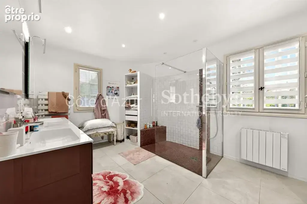 Côte d’Azur - Villa familiale 301 m² avec vue mer - Domaine sécurisé proche commodités - photo 11