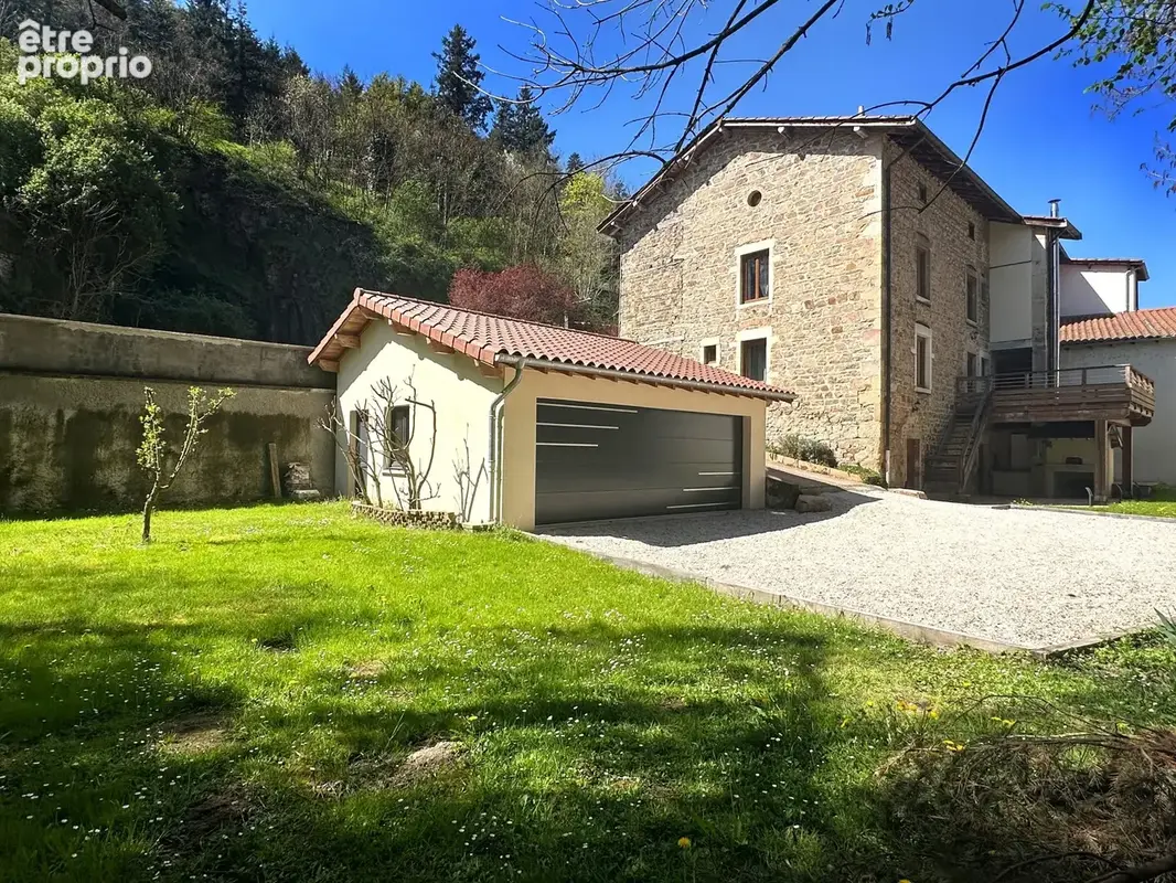 Maison 10 pièces 190 m² à vendre à Beaujeu (69430) - photo 6