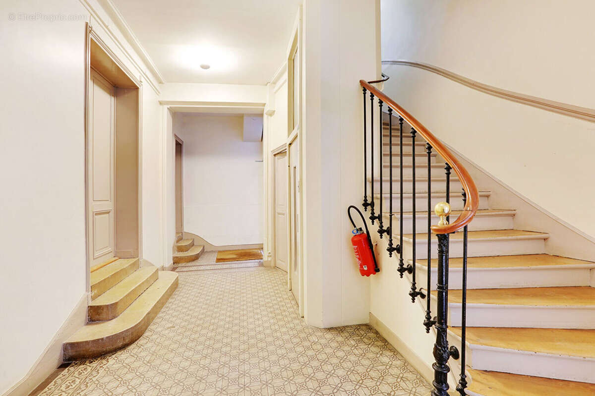 Appartement à PARIS-11E