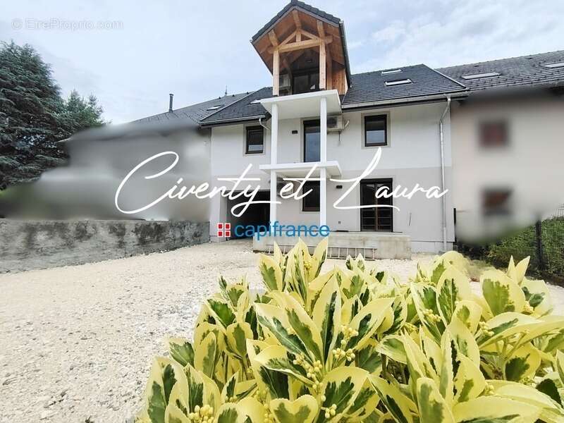 Appartement à GILLY-SUR-ISERE