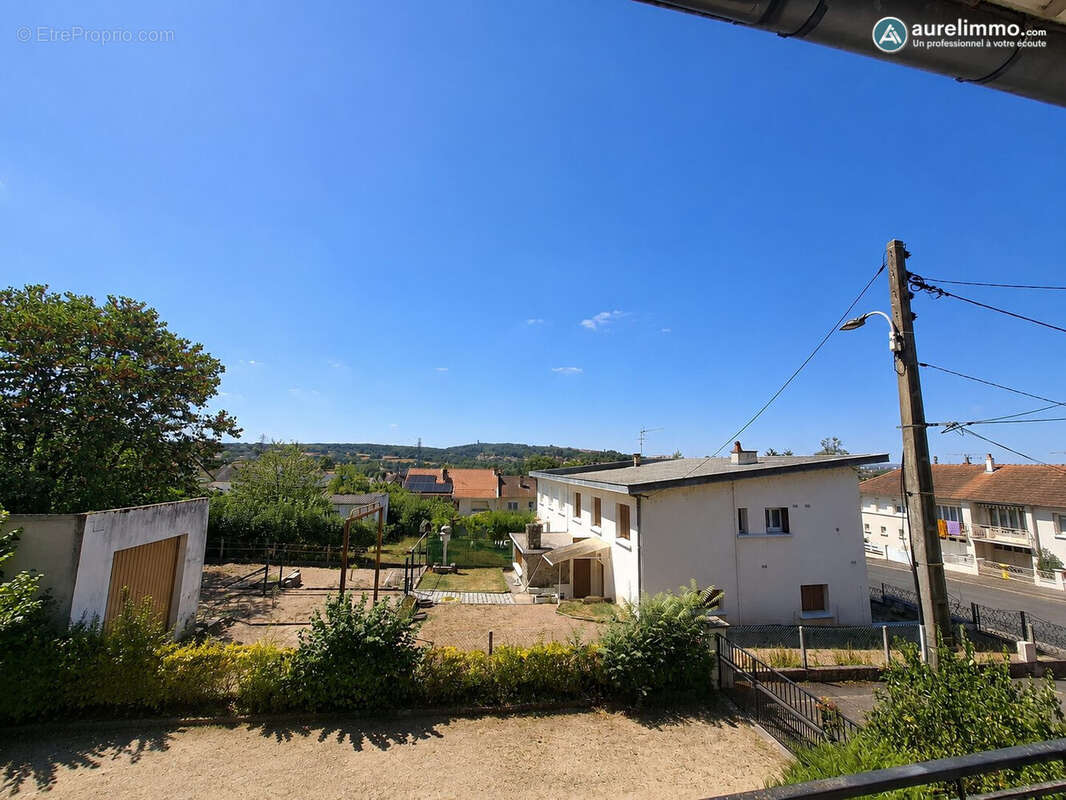 Maison 94 m² à Montlucon  - photo 7