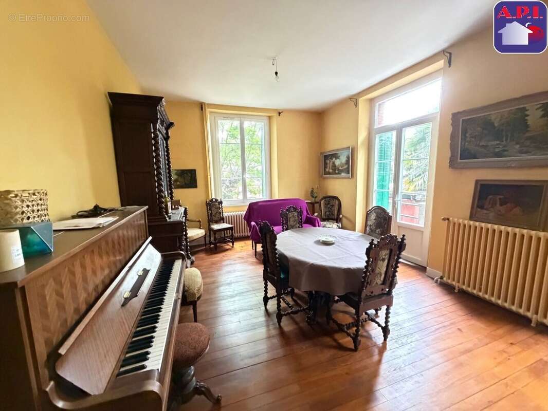 Maison à SAINT-GIRONS