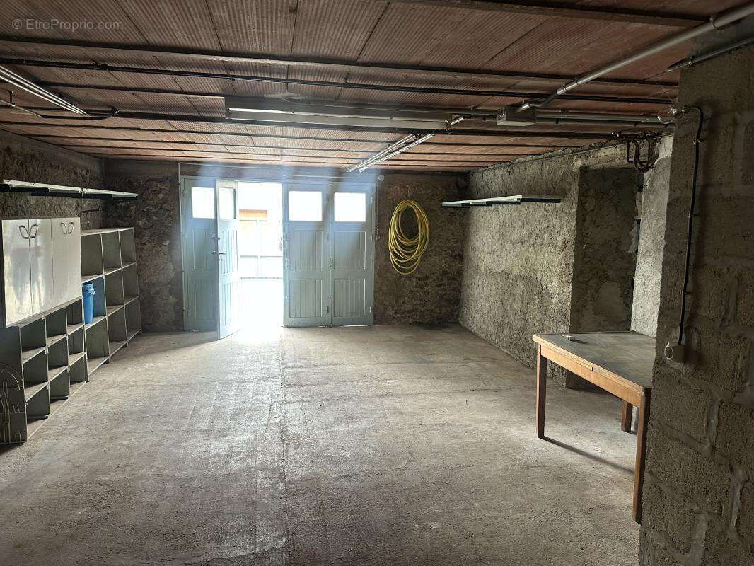 Maison à MOUROUX