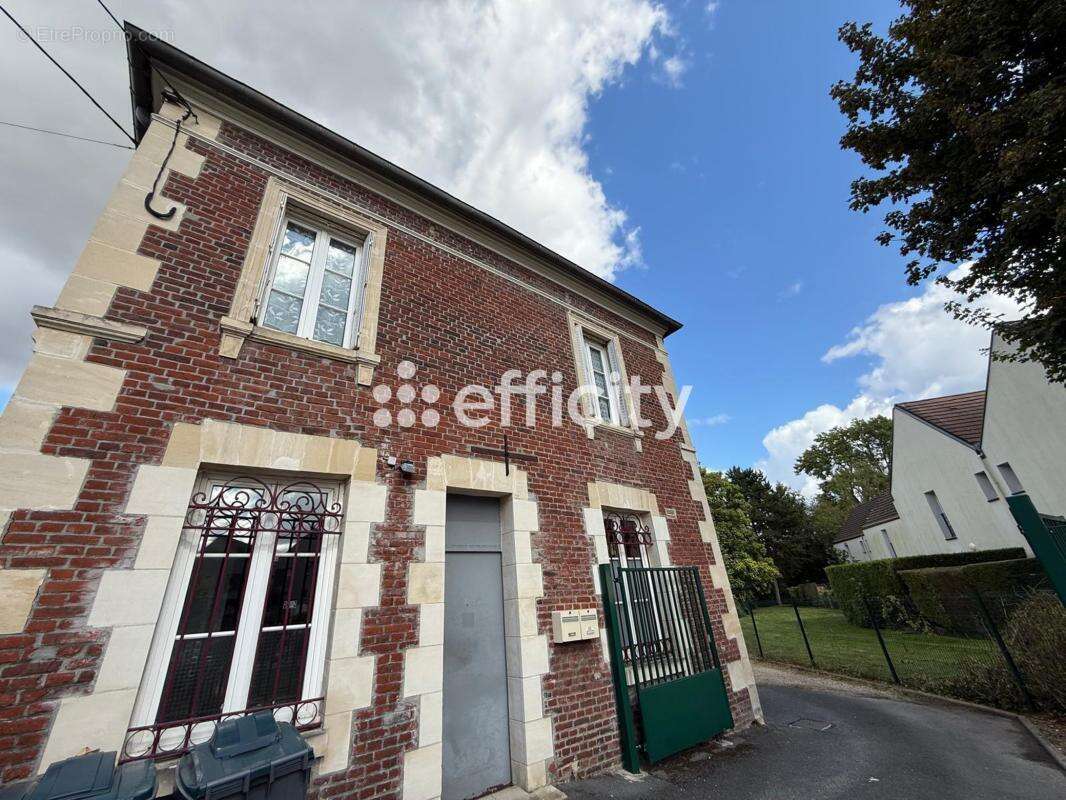 Appartement à HERMES