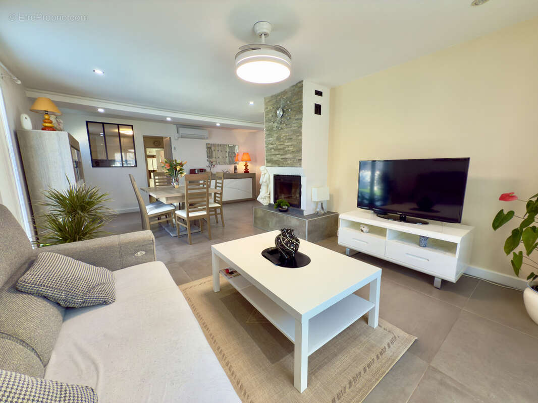 Maison à PRADES-LE-LEZ