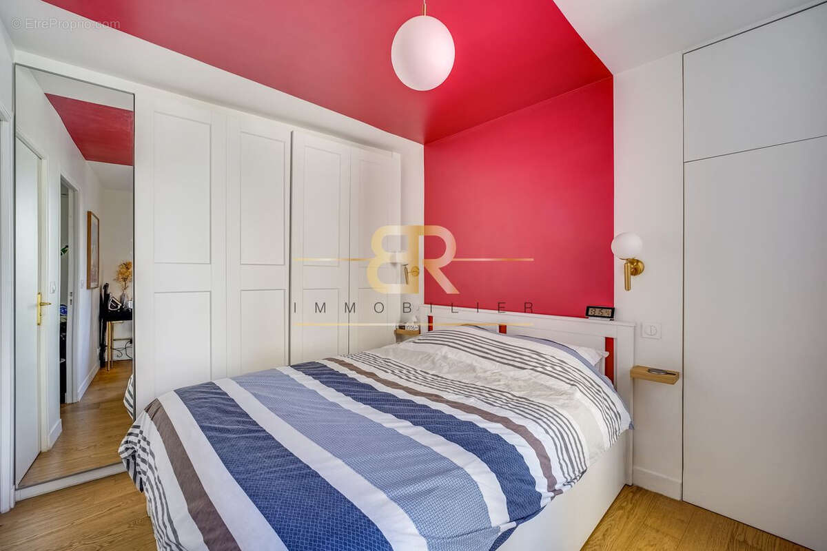 Appartement à PARIS-11E