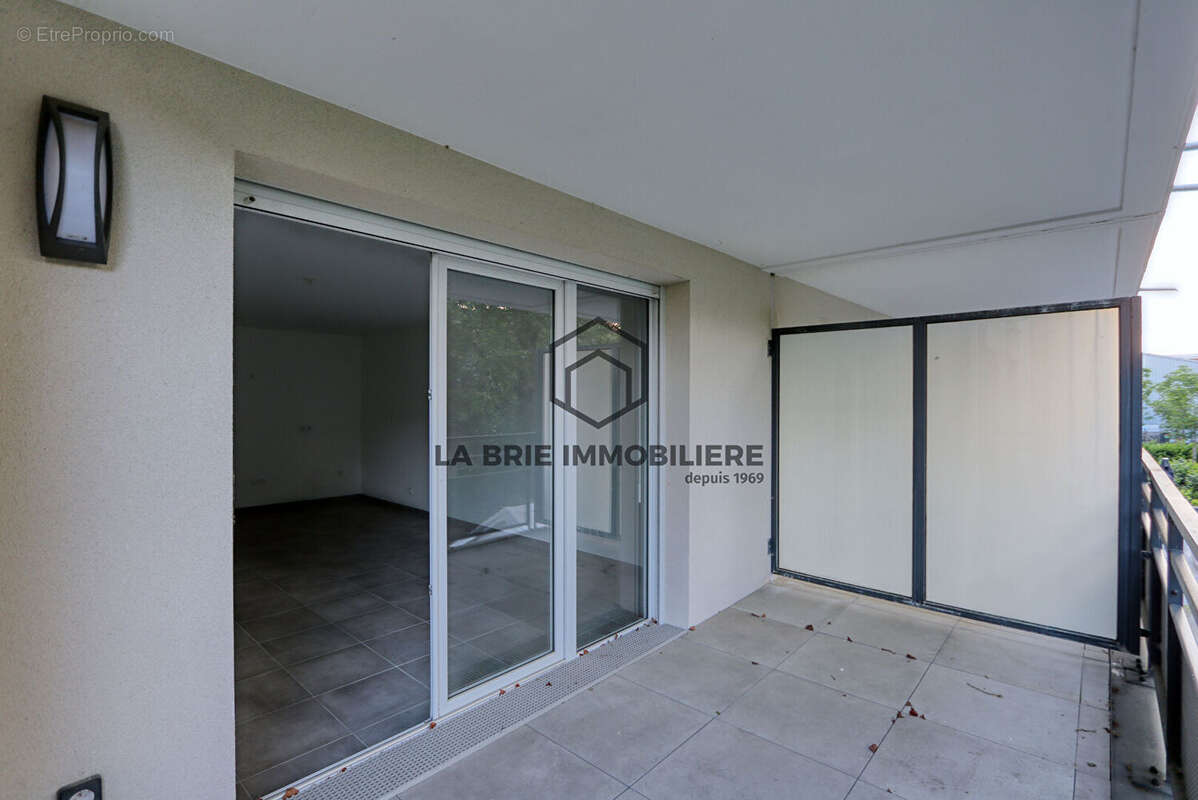 Appartement à PONTAULT-COMBAULT