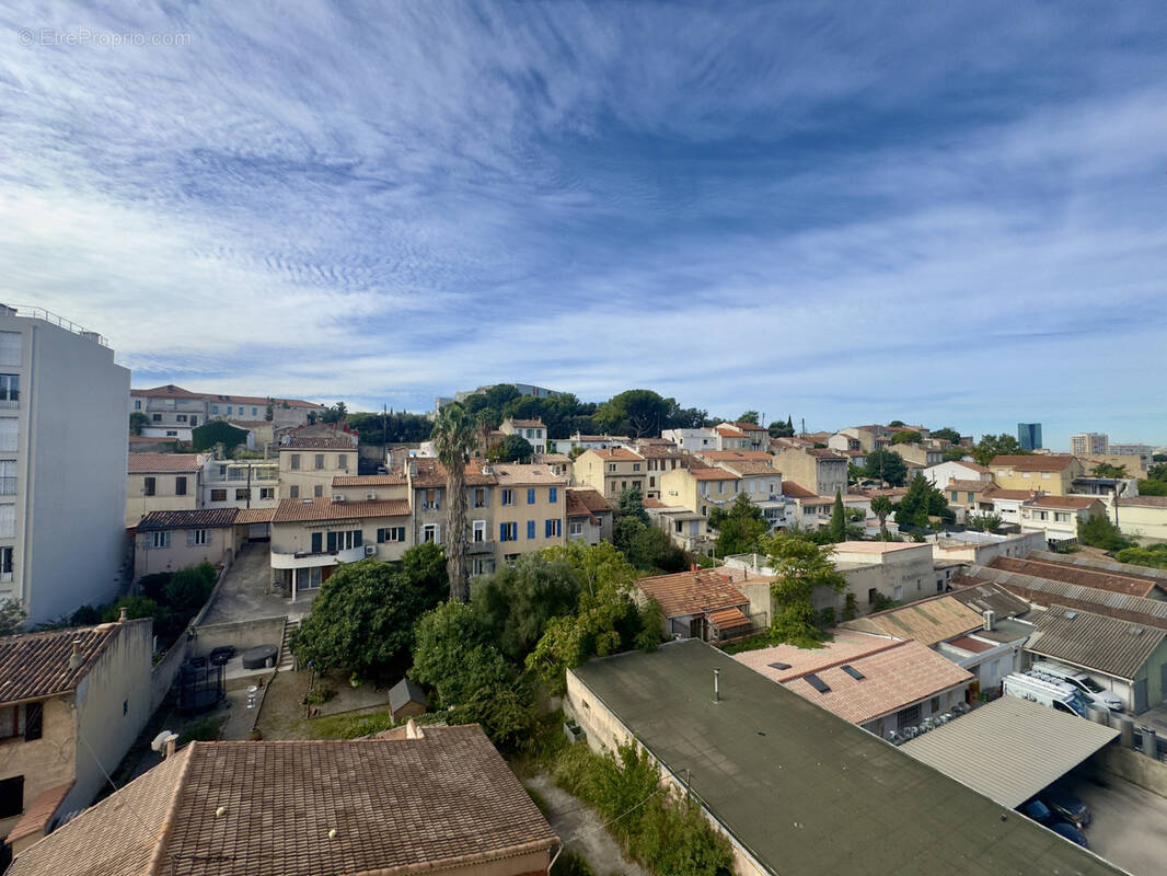 Appartement à MARSEILLE-3E