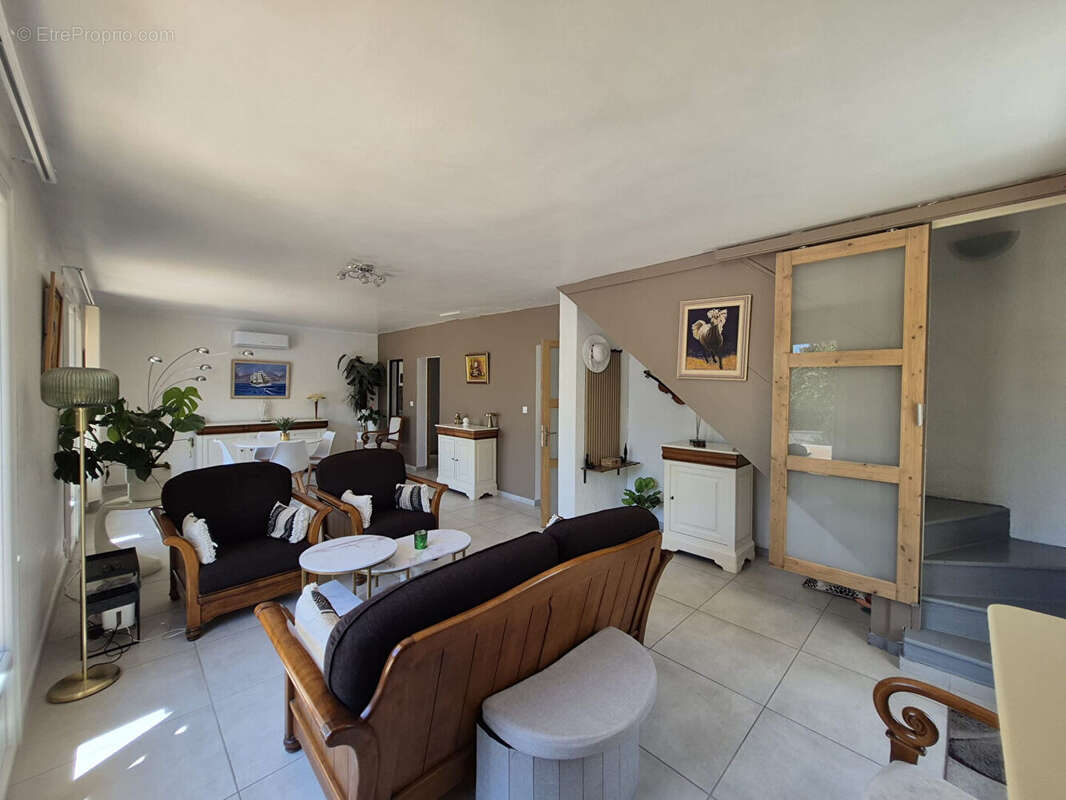 A vendre maison f6 avec garage proche corniche de sausset-les-pins - photo 5