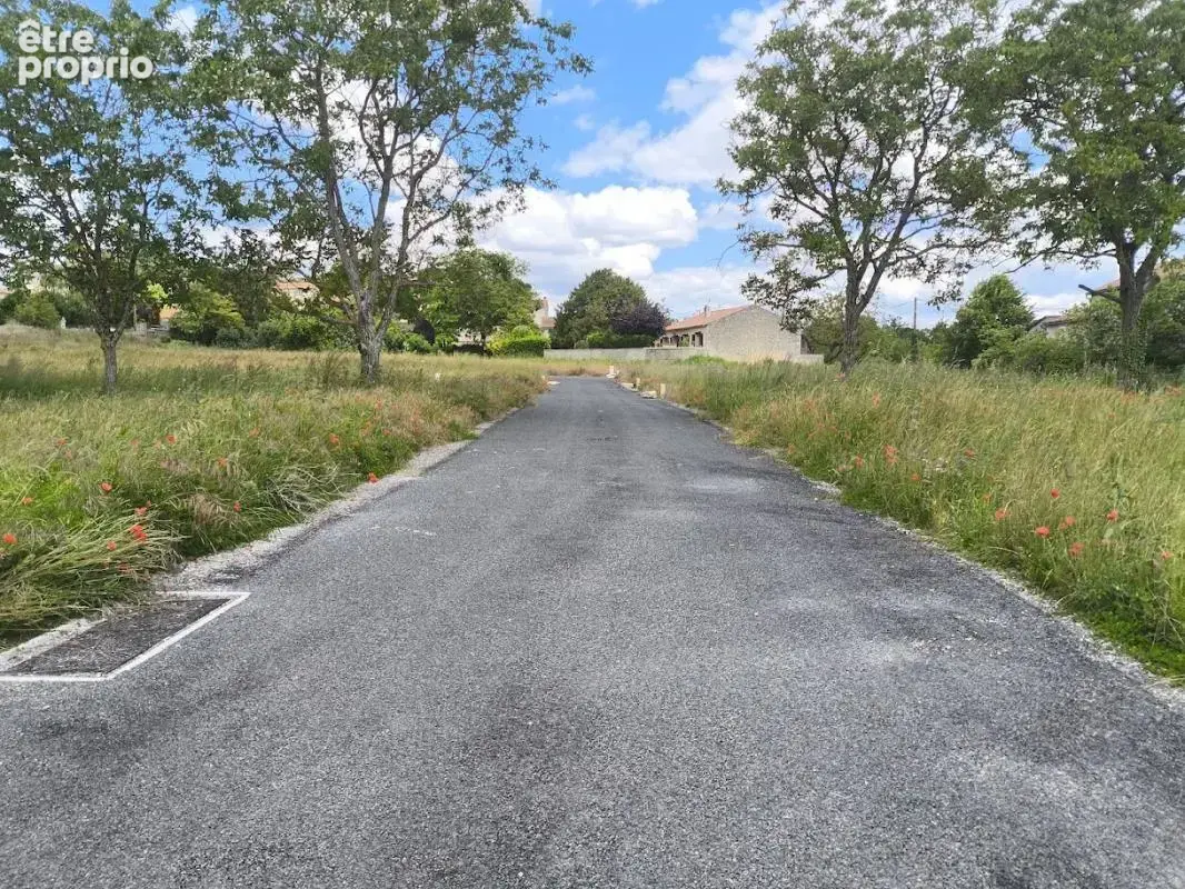 Terrain à bâtir- lot14- MIGNE AUXANCES - photo 3