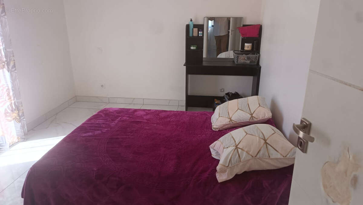 Maison à LEZIGNAN-CORBIERES