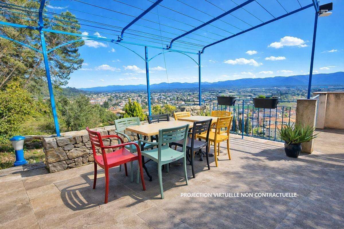 En exclusivité  villa de caractère avec vue panoramique exceptionnelle le luc en provence - photo 3