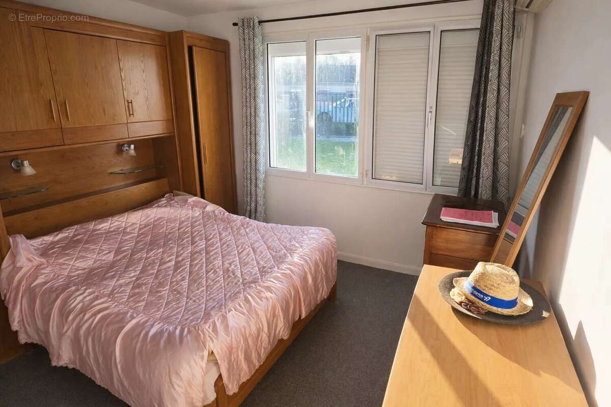 Maison à FONTENAY-TRESIGNY