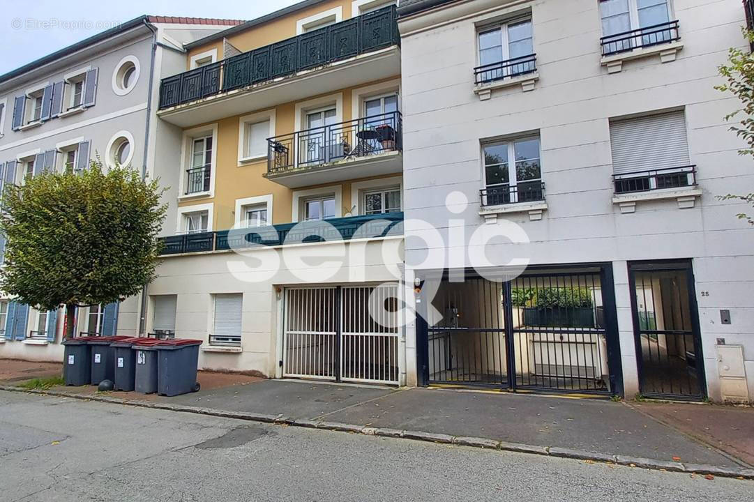 Appartement à CORBEIL-ESSONNES