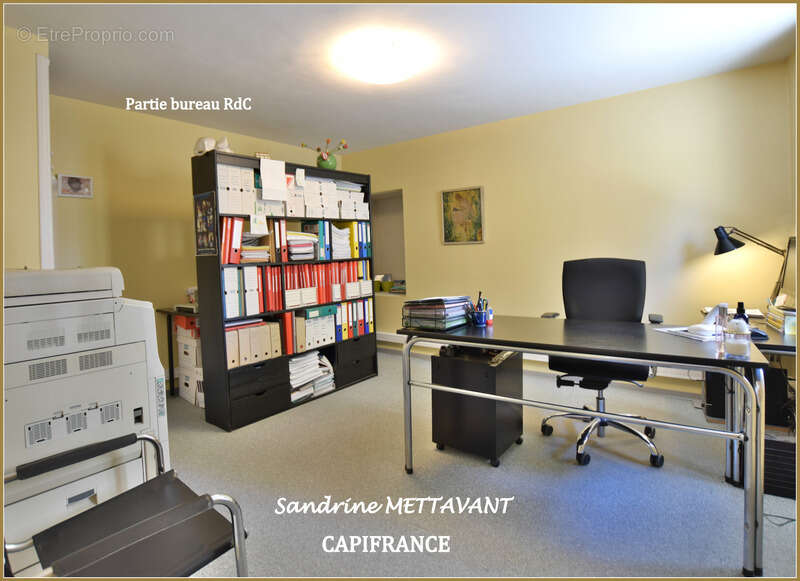 Maison à SAINT-THIBERY