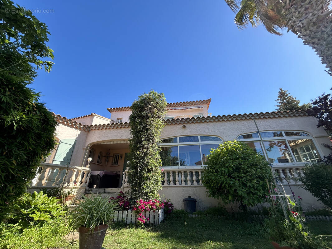 Maison à VILLENEUVE-LES-MAGUELONE
