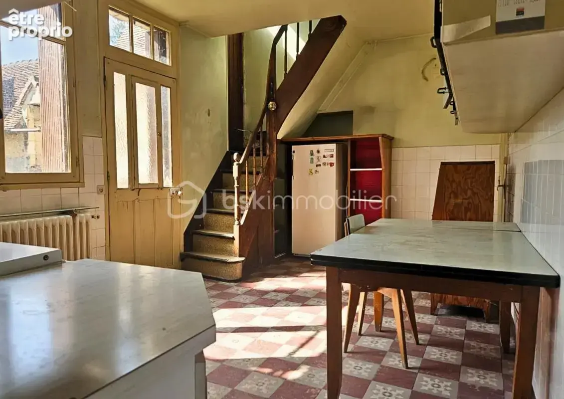 Découvrez cet ensemble immobilier situé au cœur d’un charmant village dynamique de Sud Touraine - photo 7